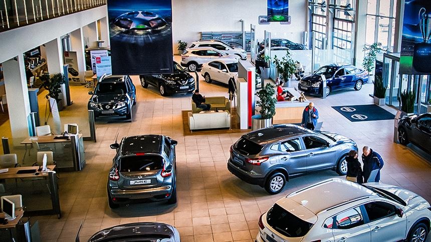 Car dealerships in Almaty loaded buyers with additional equipment