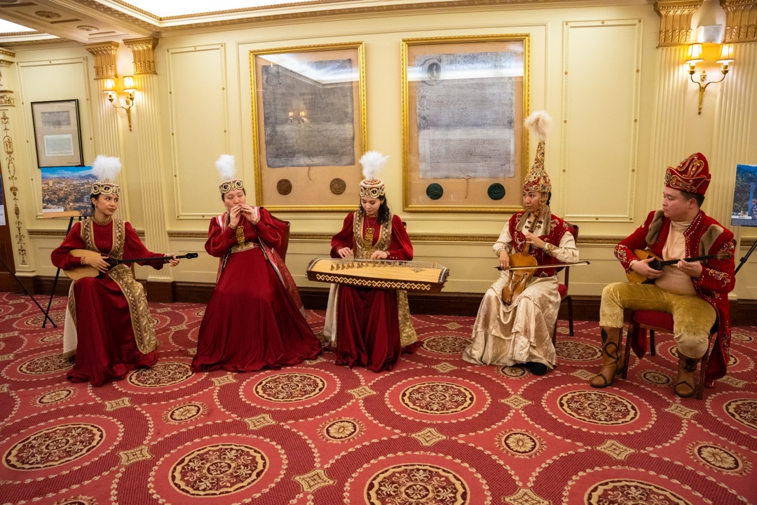Казахский культурный вечер в Лондоне представил богатое наследие и современное искусство Казахстана
