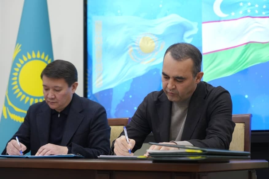 Без бумажный транзит: Казахстан и Узбекистан расширяют сотрудничество в сферах таможни и налогов