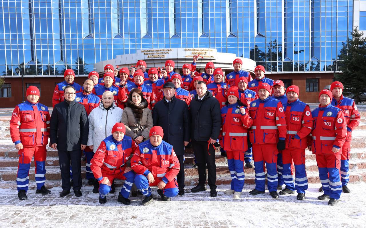 ҚОСТАНАЙ ОБЛЫСЫНДА ЖЕДЕЛ ЖӘРДЕМ АВТОПАРКІ ЖАҢАРТЫЛДЫ: 50 ЖАҢА РЕАНИМОБИЛЬ КІЛТТЕРІ ТАБЫСТАЛДЫ