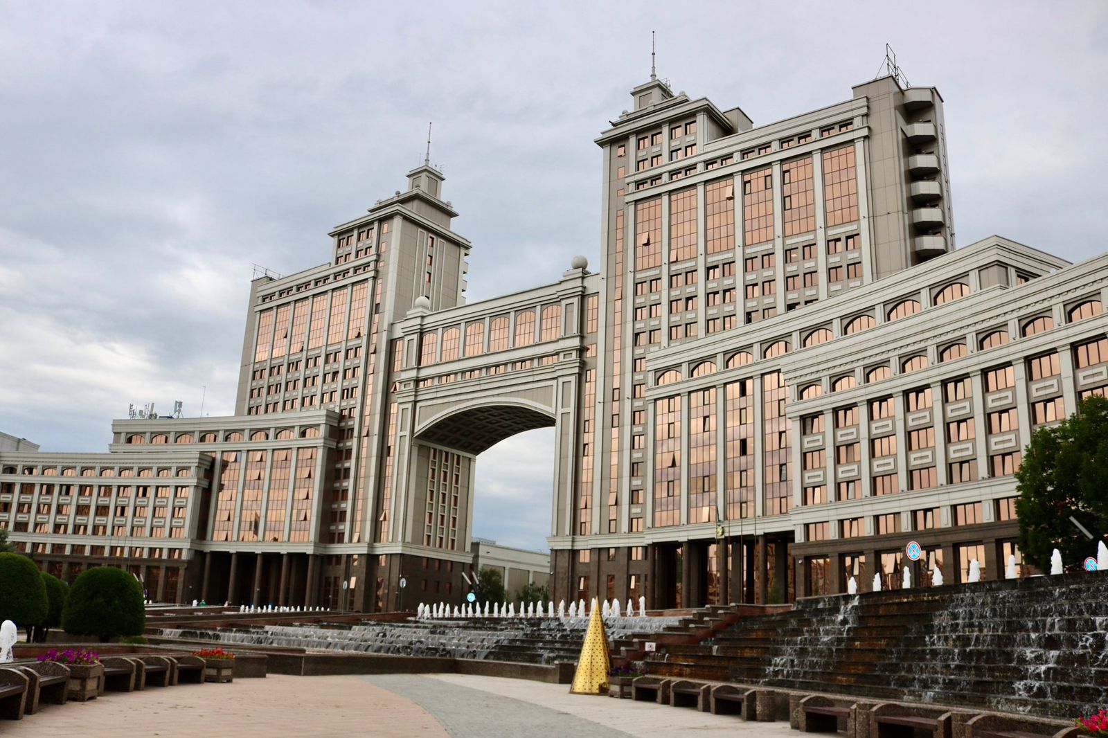 Энергетика министрлігі электр энергиясына шекті тарифтерді бекіту рәсімін түсіндіреді