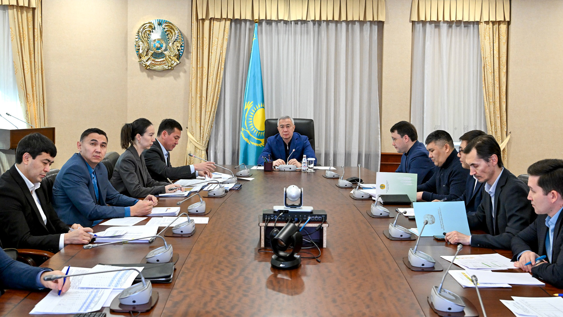 Декабрь: насыщение рынков продуктами питания, расширение перечня социально значимых товаров и предновогодние ярмарки