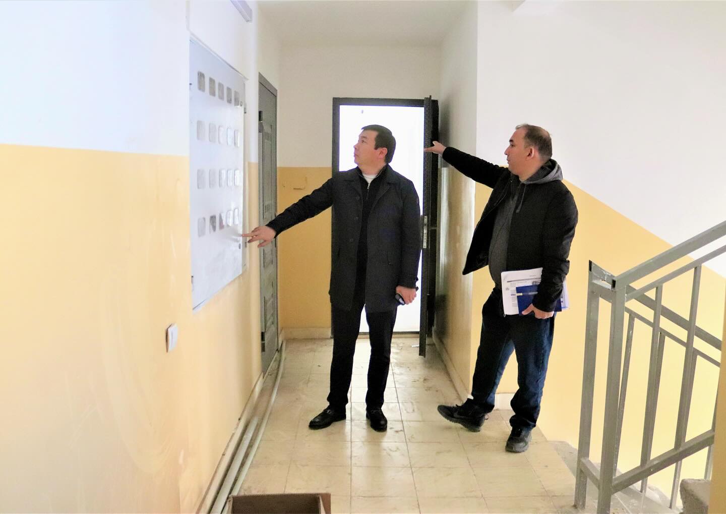 ЗАМЕСТИТЕЛЬ АКИМА ГОРОДА КЕНТАУ ПРОИНСПЕКТИРОВАЛ ХОД РАБОТ НА СТРОИТЕЛЬНЫХ ОБЪЕКТАХ