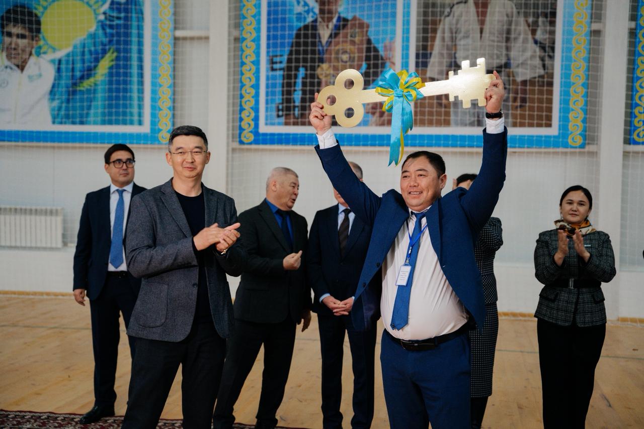 Теректі ауданының Ақжайық ауылында жаңа спорт кешені ашылды