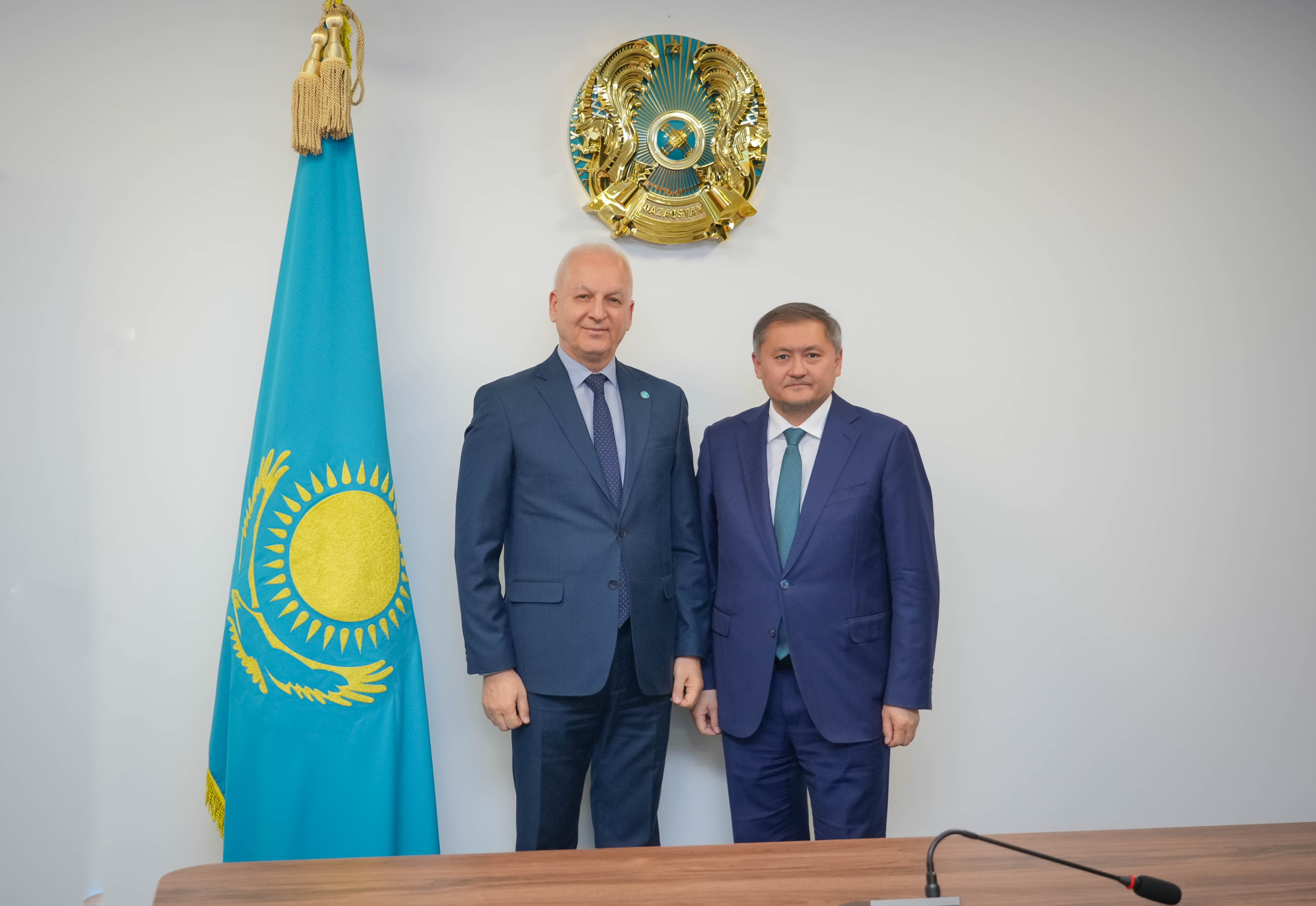 Министр науки и высшего образования РК обсудил сотрудничество с Тюркской академией