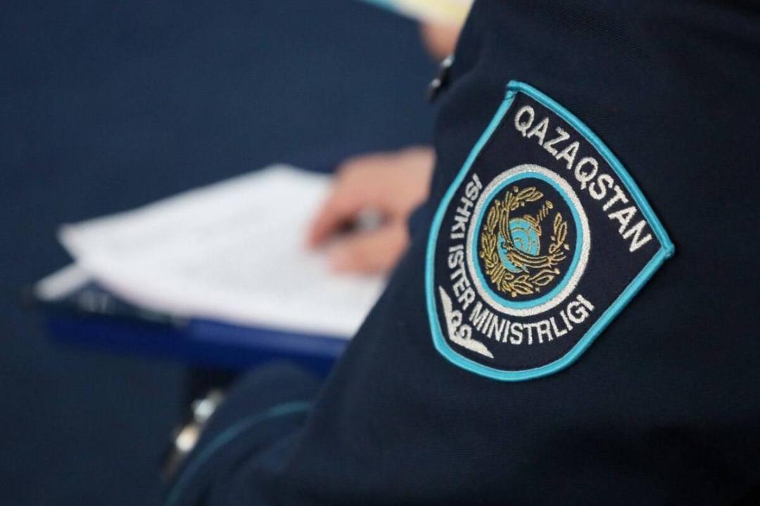 Полиция призывает водителей быть бдительными на дорогах в период непогоды