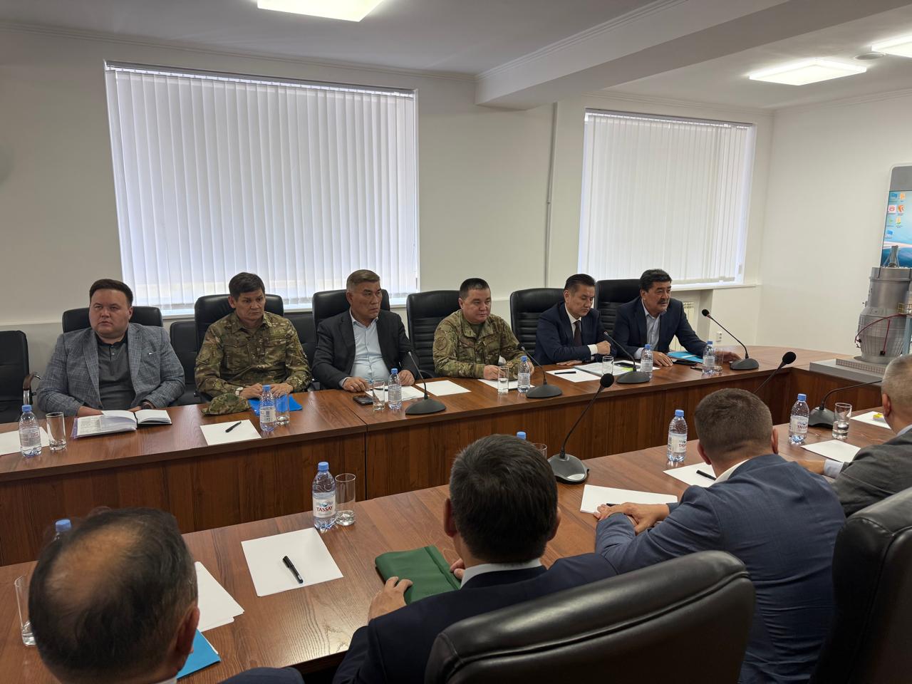 Серік Төленбергенов ШҚО құтқарушыларының дайындығын тексеріп өнеркәсіптік қауіпсіздік саласындағы басымдықтарды белгіледі