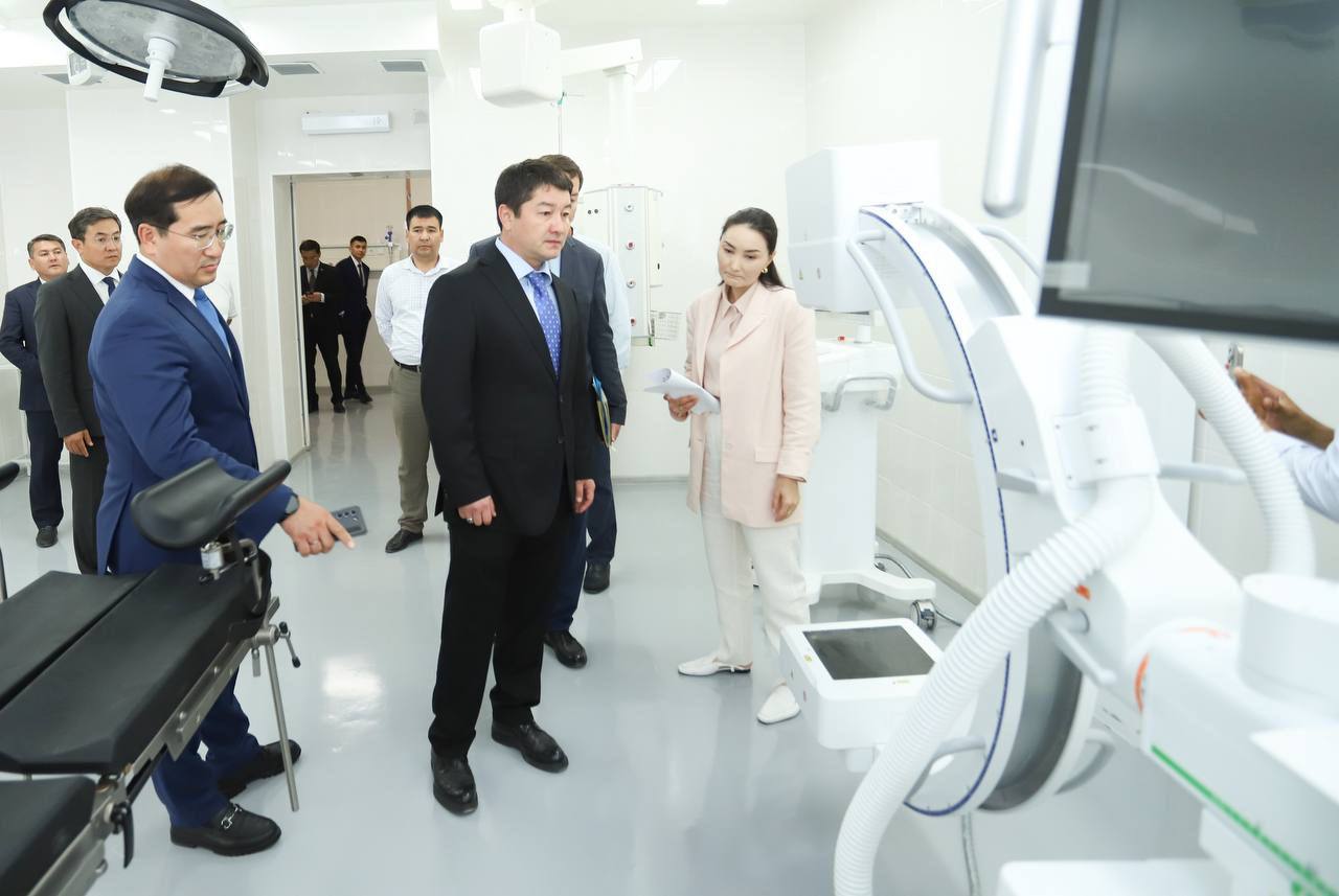 Нұрдәулет Қилыбай әлеуметтік және өндірістік нысандардың жұмысымен танысты