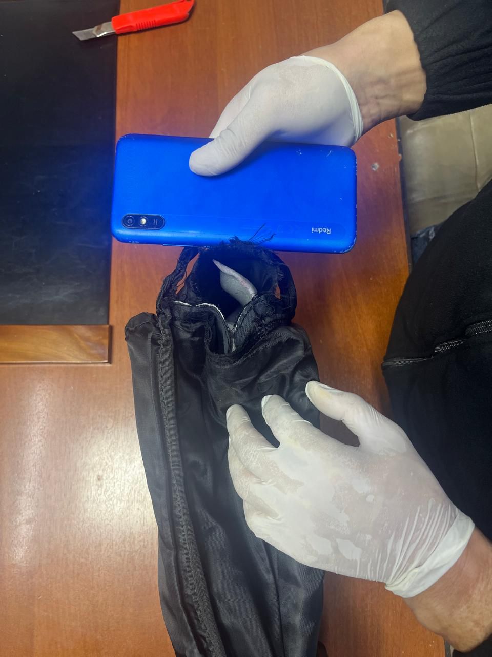 Департаменту уголовно-исполнительной системы по Актюбинской области, была пресечена попытка незаконного проноса запрещённого предмета на территорию учреждения.