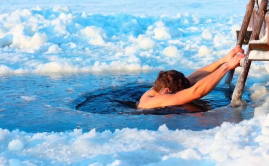 Правила купания в проруби на Крещение: