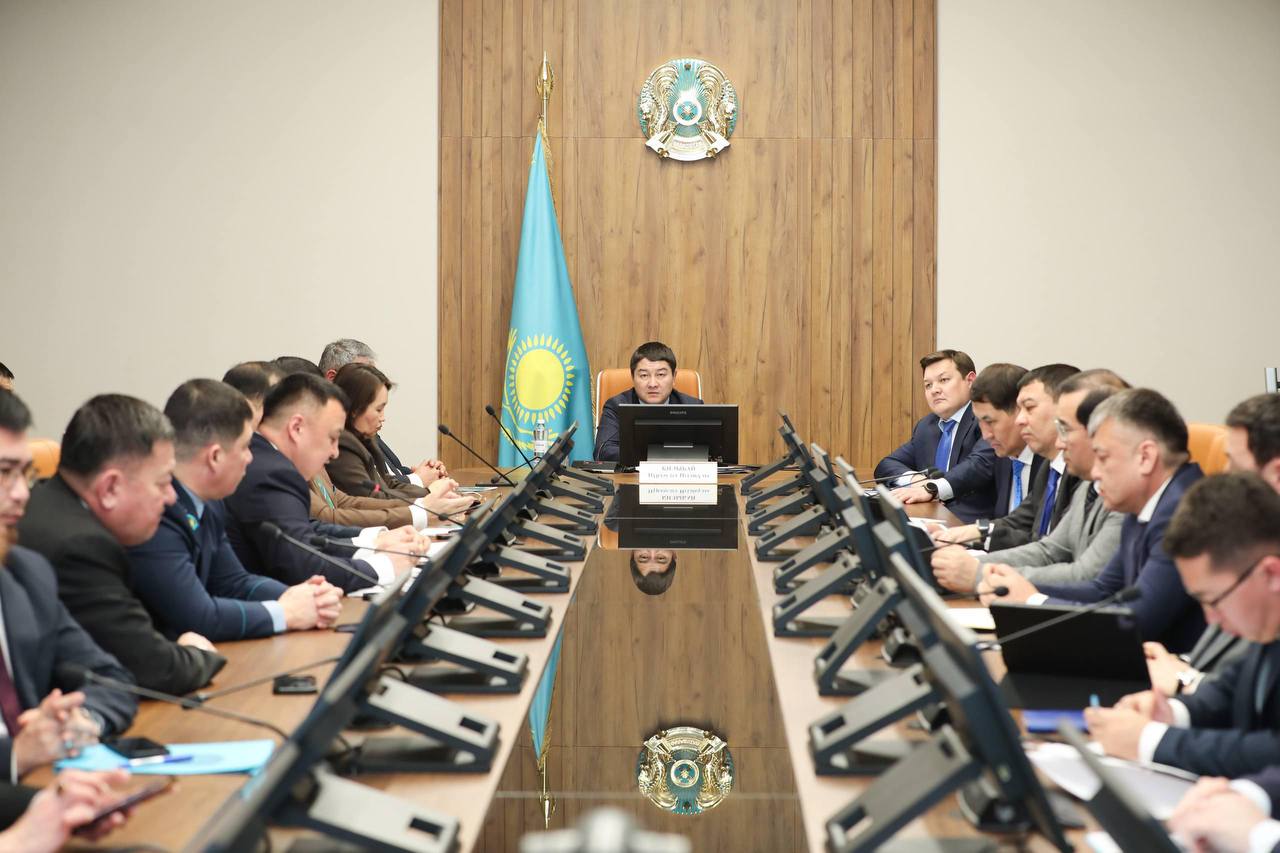 Облыс әкімдігінде өңірдің әлеуметтік-экономикалық даму мәселелері қаралды