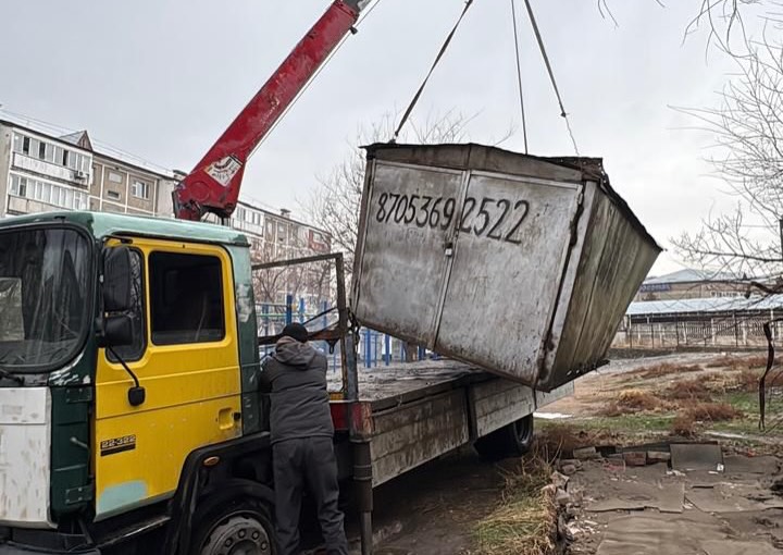ПРОВОДИТСЯ ПРОВЕРКА ЛЕГКОКОНСТРУКЦИОННЫХ ТОРГОВЫХ КИОСКОВ, НЕЗАКОННО РАСПОЛОЖЕННЫХ НА ТЕРРИТОРИИ ГОРОДА