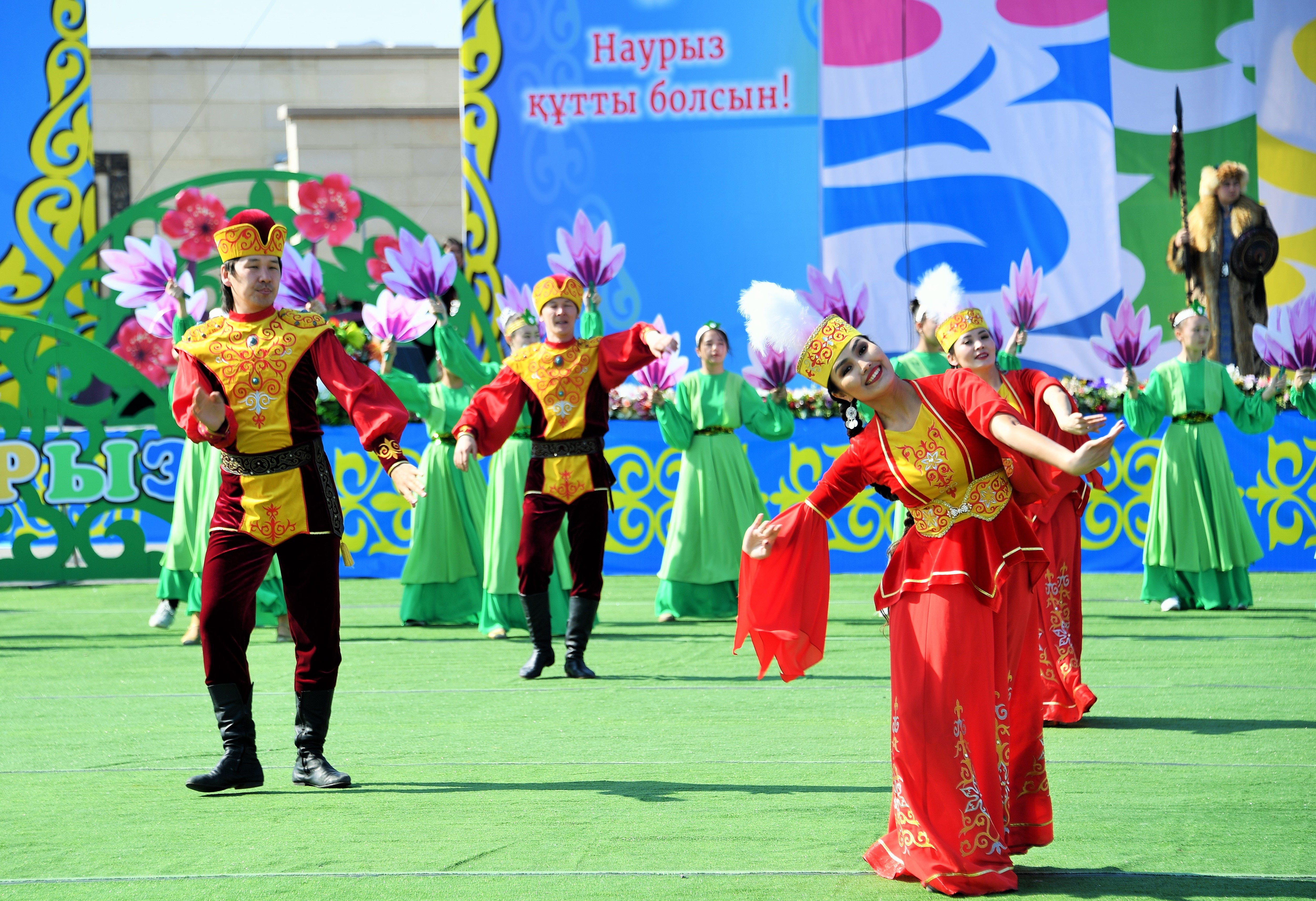 Наурыз-2026 в Жетісу: цифровая юрта, робот-гуманоид и  открытая площадка «AI Nauryz»