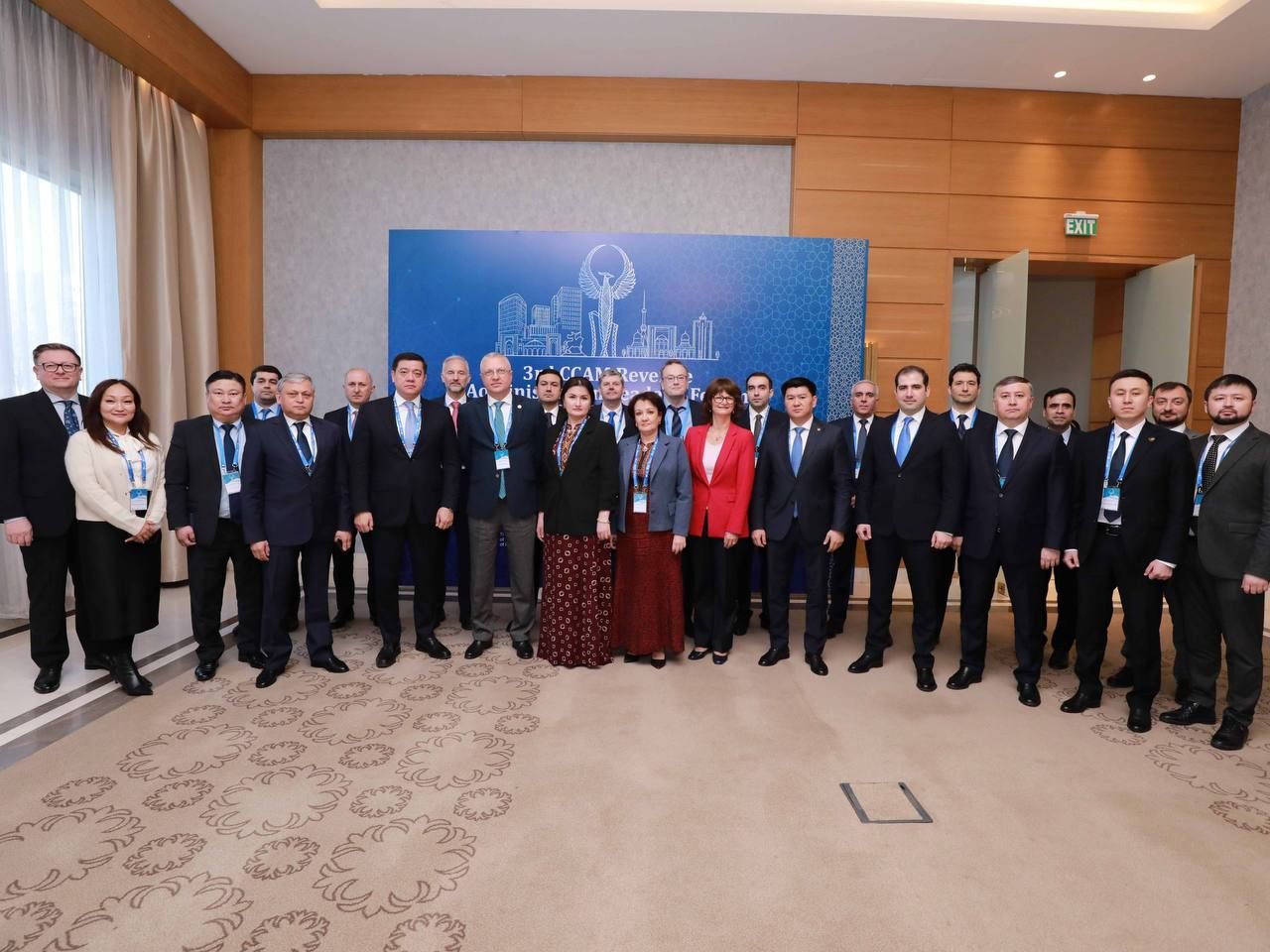 КГД представил опыт борьбы с теневой экономикой на форуме налоговых ведомств в Ташкенте