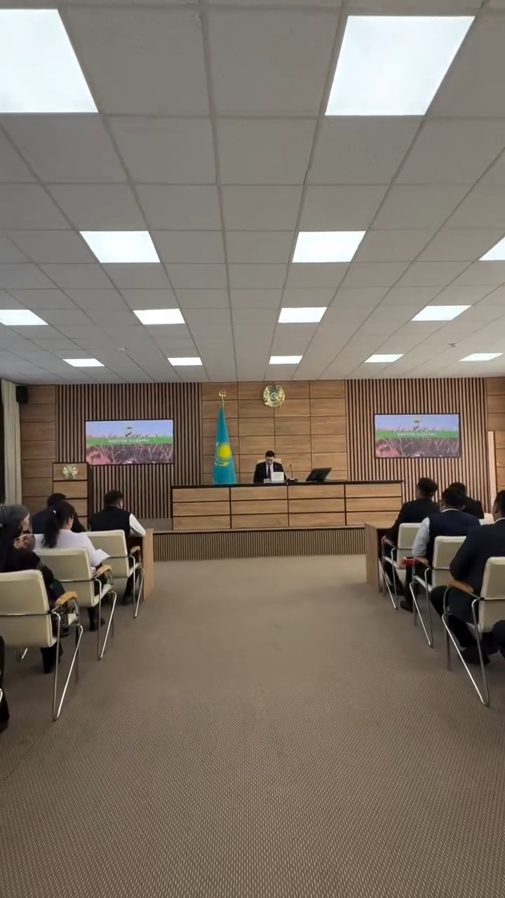 ⚜️ Под председательством руководителя аппарата акима Мартукского района, уполномоченного по этике по Мартукскому району Нуркена Бакытжановича Сактаганова проведена встреча с государственными служащими.