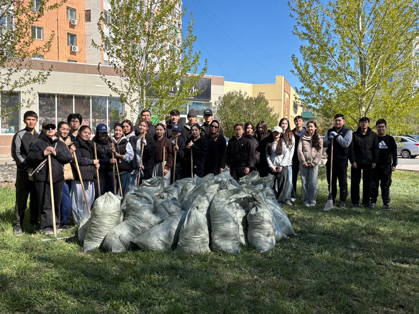 В Казахстане прошла республиканская акция «Мәдени мұраны бірге сақтайық»