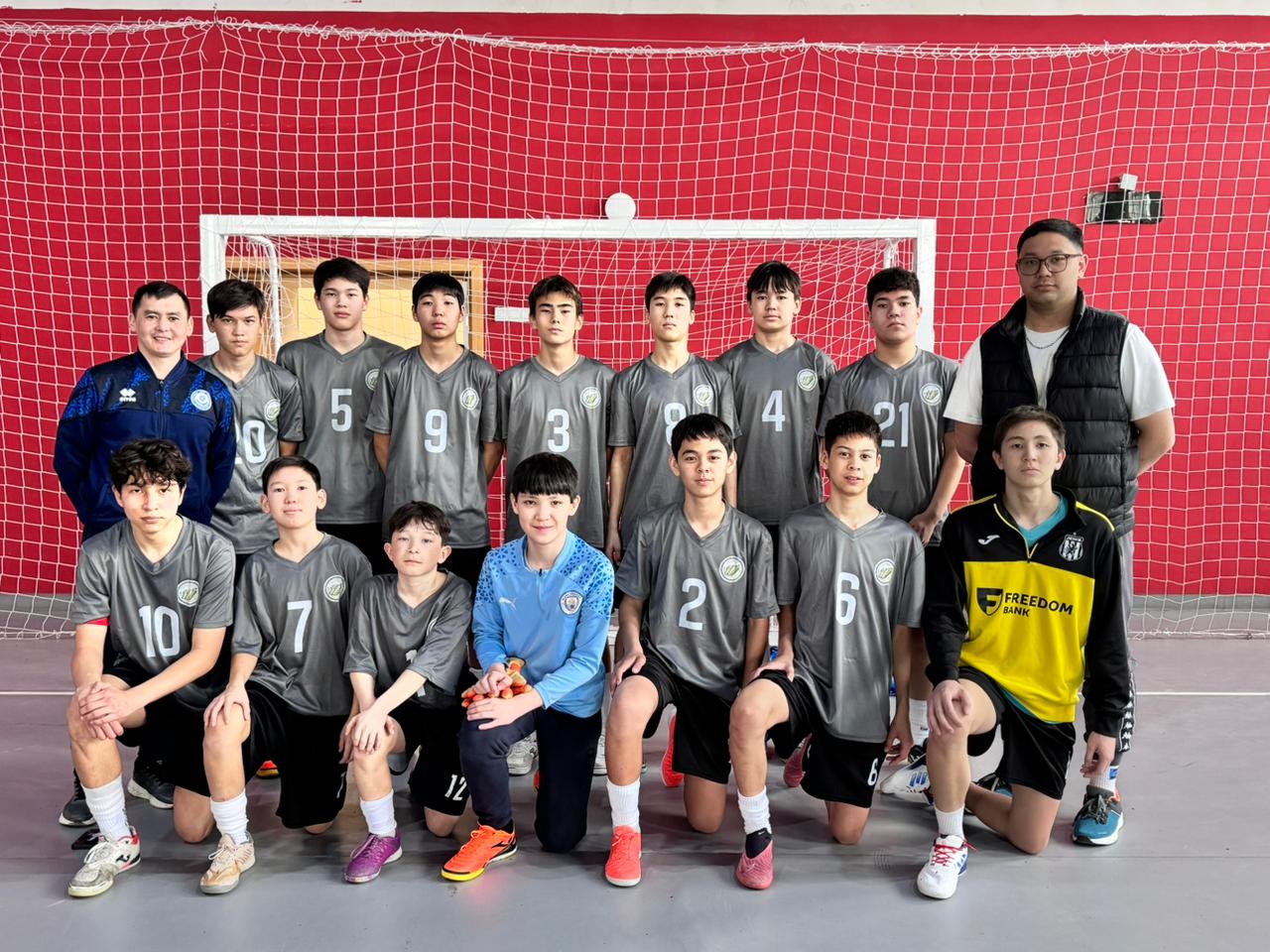 Келешек мектептерінің футзалдан “Үздік жаттықтырушысы” Астана құрамасын жаттықтырады