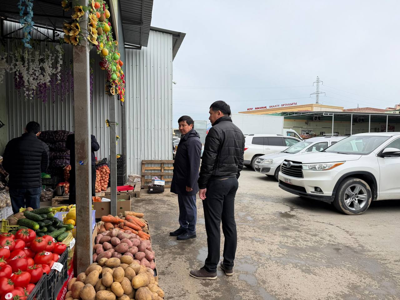Вице-министр торговли лично проинспектировал оптовые рынки Актау