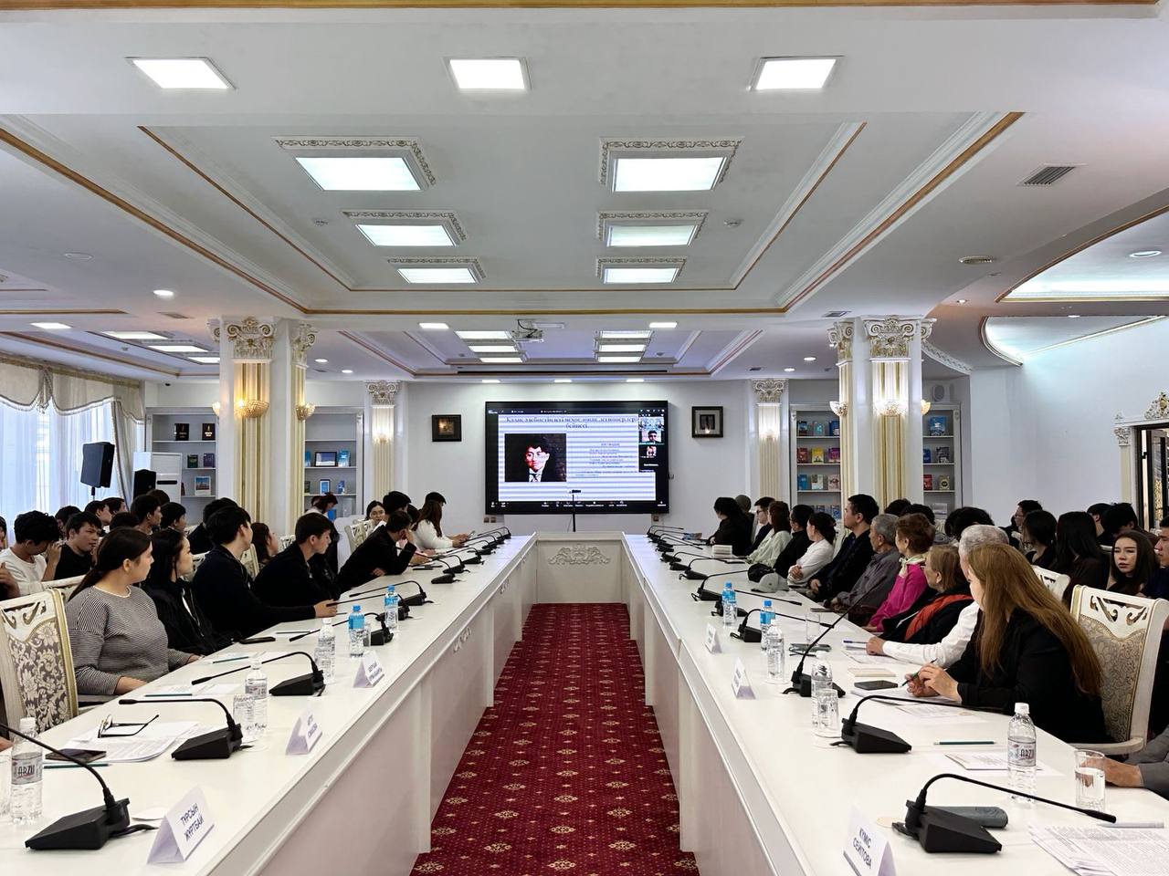 Астанада Әлихан Бөкейханның 160 жылдығына арналған халықаралық конференция өтті