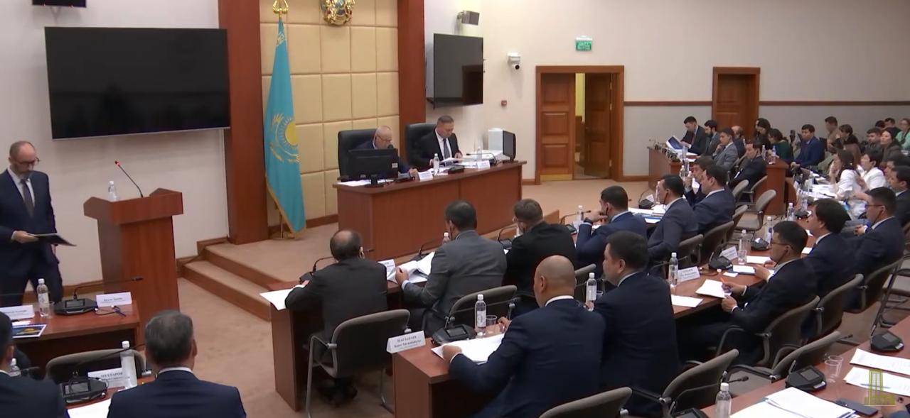 В Мажилисе рассмотрели повышение доли казахстанского содержания в крупных нефтегазовых проектах