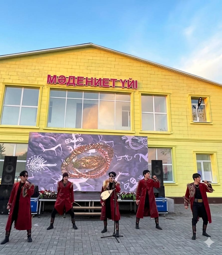 Вечер «Ауыл Vibe» прошёл на высоком организационном и творческом уровне.