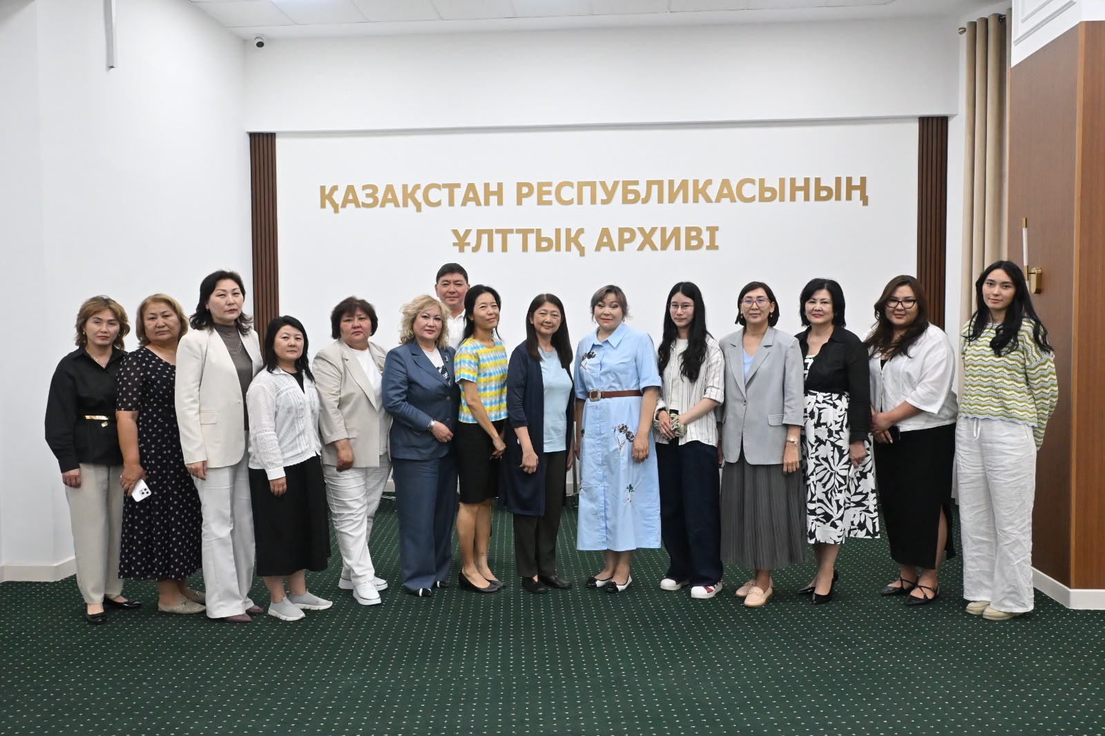 Казахстан и Сингапур развивают сотрудничество в архивной сфере