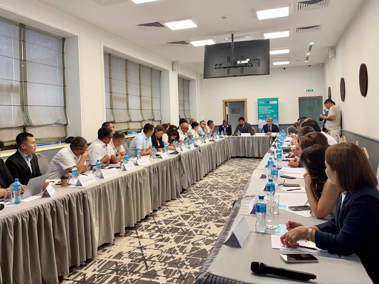 Орталық Азия елдерінің энергетиктері ЖЭК-ті энергия жүйелеріне интеграциялау бойынша тәжірибе алмасты